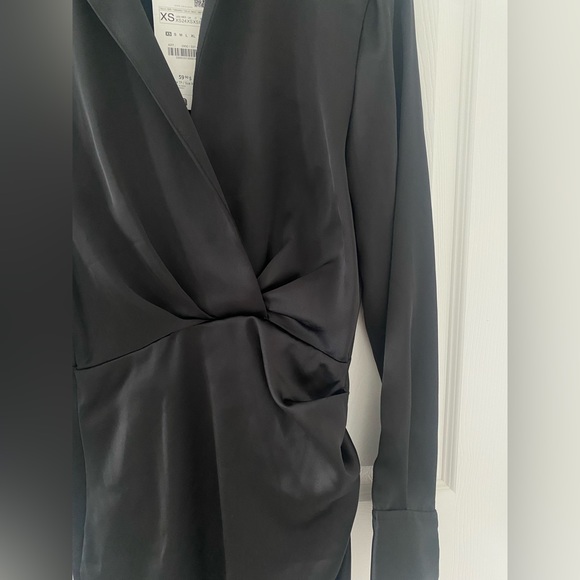 ❣️SOLD❣️Brand New With Tags Zara Black Long Sleeve Satin Dress Size XS - Picture 9 of 9